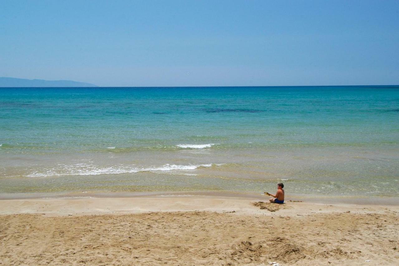 Artemis Superb 2 Bedroom Apartment 700 M Away From The Beach Minia ภายนอก รูปภาพ